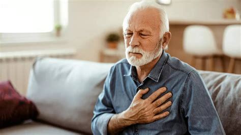 How to survive a heart attack when alone? Top US cardiac surgeon shares ...