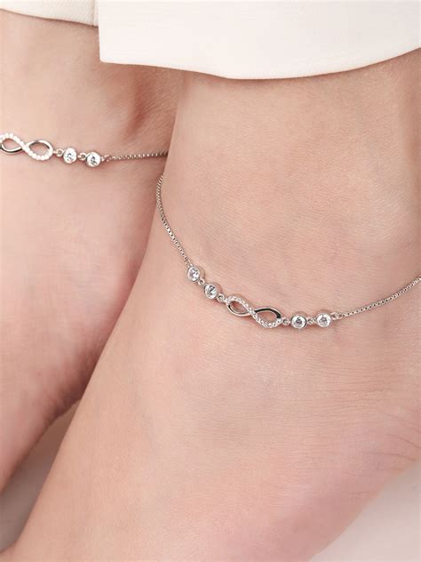 Understated Glamour: Silver Anklets Priced Right for a Perfect Valenti ...