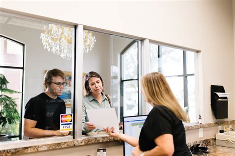 About Weight Loss Injections | Vitamin B12, Semaglutide and More!