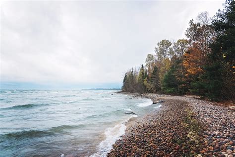 Autumn Waves on Lake Huron - Chippewa Trail - Negwegon State Park ...