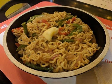 THE LOOP CAFE, Kanpur - Restaurant Reviews, Phone Number & Photos ...