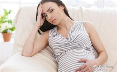 怀孕中晚期缺氧最常见，孕妇有3个表现代表胎儿不舒服_腾讯新闻