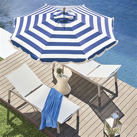 Frontgate Resort 9' Designer Umbrella with Sunbrella Canopy & Aluminum ...