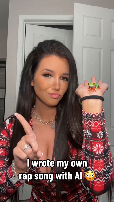 Lucklessholly Nude Leaks