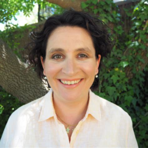 Spanish 🎧 The Great Outdoors: Physiotherapy Done Differently (Lo ...