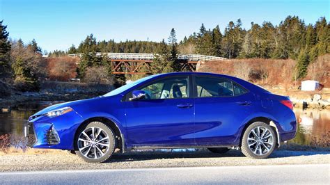 2017 Toyota Corolla SE XSE Test Drive | AutoTrader.ca