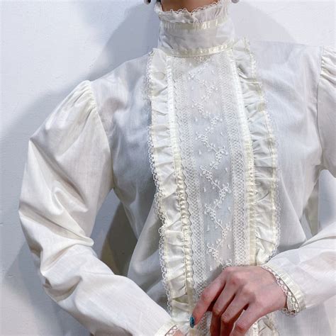 70s white lace stand collar blouse | LEMON