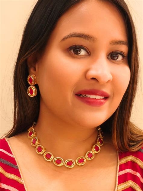 Falguni Necklace Set – Peacoski