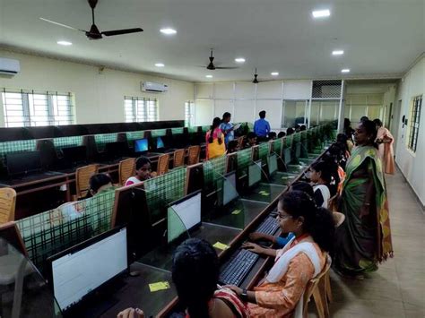 IMMACULATE COLLEGE FOR WOMEN COMPUTER SCIENCE LAB
