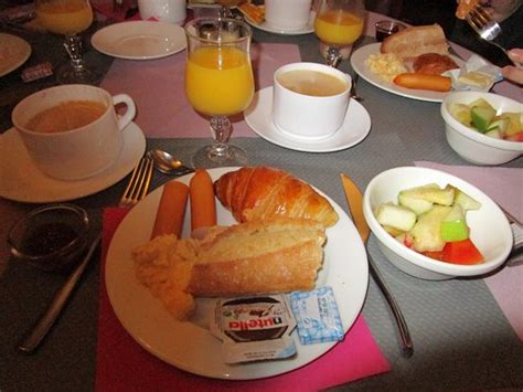 LE BON ACCUEIL (Antrain) - B&B Reviews, Photos, Rate Comparison ...