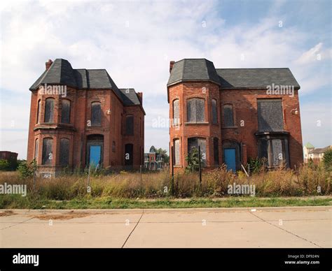 Detroit abandoned houses hi-res stock photography and images - Alamy