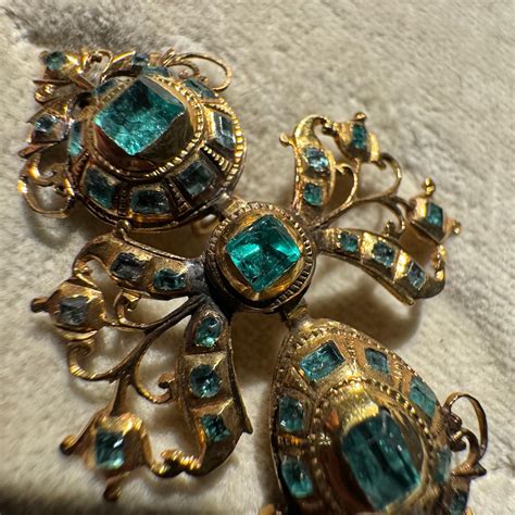 Antique 18th Century Iberian Emerald Earrings Brooch/Pendant Demi ...