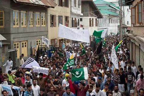 PoK residents express outrage against Pak govt