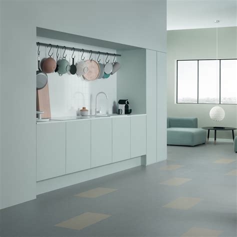 Eternity (Mid-Grey) Marmoleum Click Linoleum Flooring 30 x 30cm | Forbo