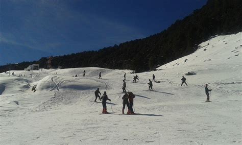 Skiing Begining Level Course at Auli, Skiing Training Camps at Auli ...
