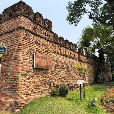 SAEN PUNG GATE - All You Need to Know BEFORE You Go 2026 (with Photos ...