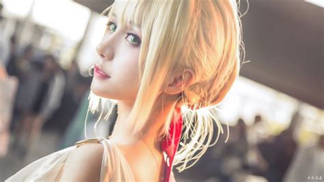 Stunning Saber Cosplay
