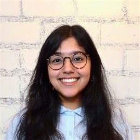 Ruchi - Physics teacher - ₹2562/h