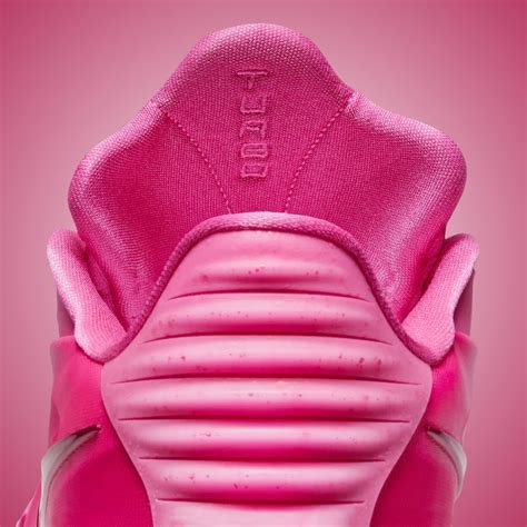 Rob Dillingham x Nike GT Cut 3 Turbo II3704-600 | SneakerFiles