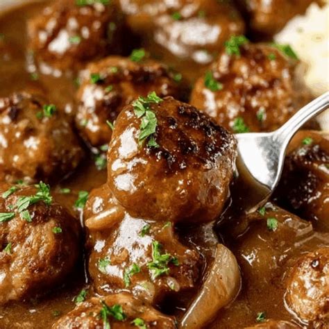 Meatballs and Gravy Recipe – 5 Easy Tips for Success - Forever Feeding