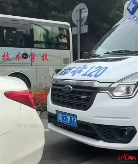 司机拒绝让路救护车事件：警方处理结果来了→_澎湃号·媒体_澎湃新闻-The Paper