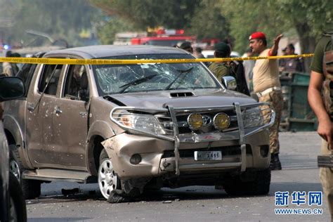 巴基斯坦一准军事部队车队遇袭致3人死亡(组图)-搜狐新闻