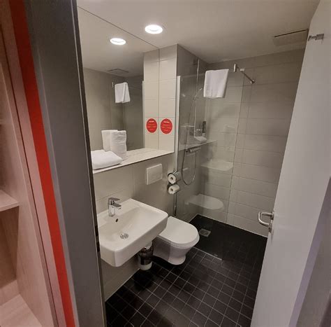 SERWAYS HOTEL WEISKIRCHEN NORD (Rodgau) - Hotel Reviews, Photos, Rate ...