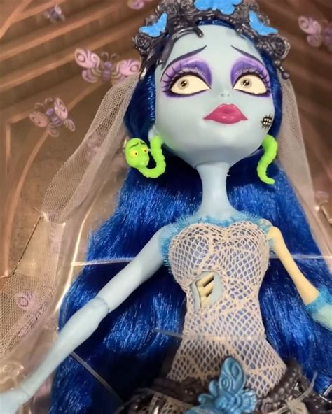 Monster High Skullector Emily The Corpse Bride doll - YouLoveIt.com