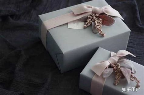 包装礼物怎么邮寄最新素材