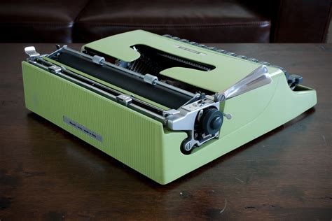 Olivetti Lettera 22 | Kirjutusmasin