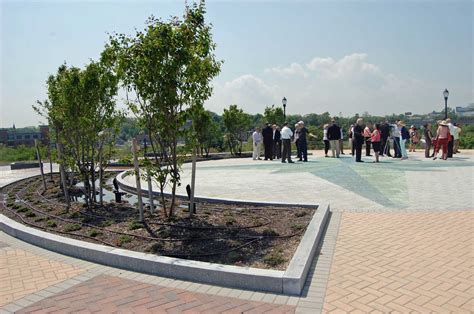 Oyster Shell Park unveils improvements