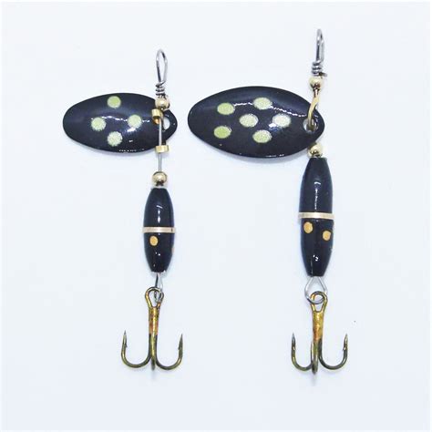 Trigger Bug svart/gull prikker- fishkingnorway