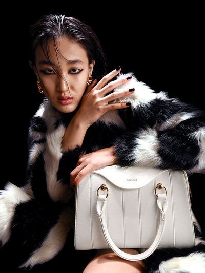 Satchel Bags for Women | Structured Handbags - Akiki London