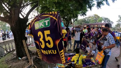 Where to buy IPL 2025 team merchandise? Full list of official and fan ...