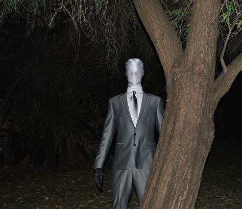 List 92+ Pictures Pictures Of Slender Man Superb
