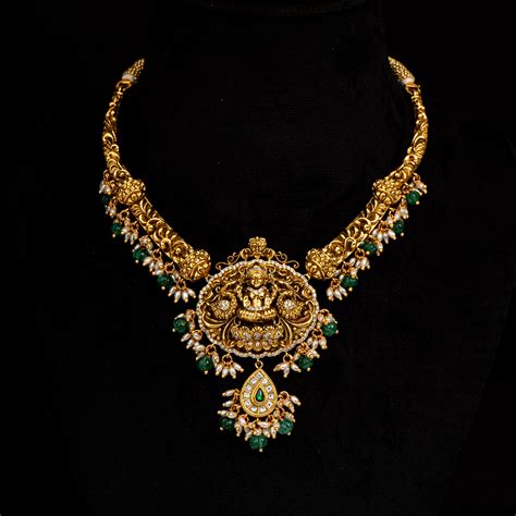 Buy mesmerizing nakshi silver necklace from Amyra Silver