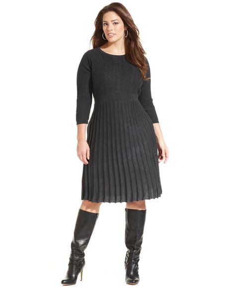 11+Plus Size Sweater Dresses With Boots - Kubesinsanity