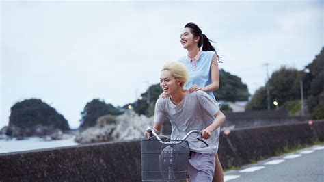 Where to Watch Drowning Love (2016) Now - Movie Streaming Options ...