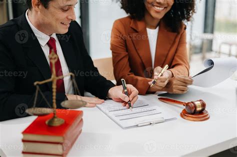 Local Legal Business Photos 的图像结果