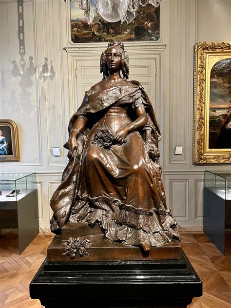 La Province de Namur expose Louise-Marie, première Reine des Belges, au ...