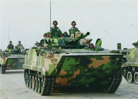 中国04B步战车疑进行寒带测试 正面附加装甲加厚(图)|步兵战车|04A|中国陆军_新浪军事_新浪网