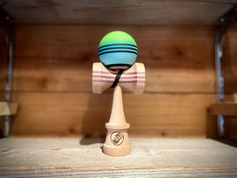 Cereal Kendama Bulbasaur Hybrid 2o4 Shapeけん玉 ※巾着袋無しの特別価格となります | MERSYS