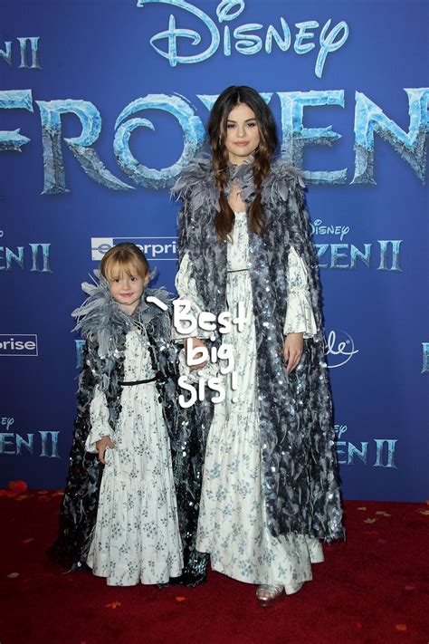 Selena Gomez & Little Sister Gracie Adorably Twin On The 'Frozen 2' Red ...