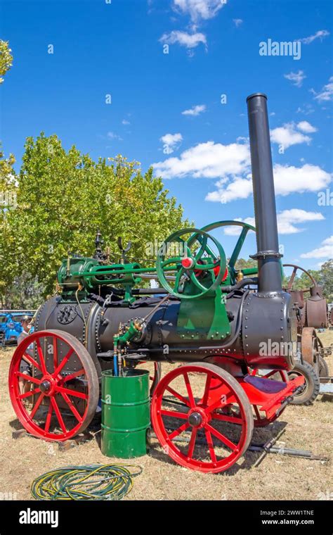 Victorian Model Steam Engine 的图像结果