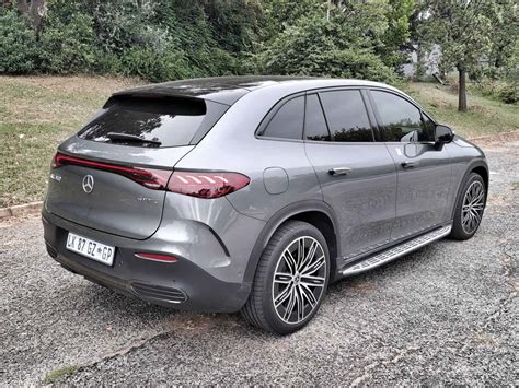 Spaceship-like Mercedes-Benz EQE 350 SUV shoots for the stars | The Citizen