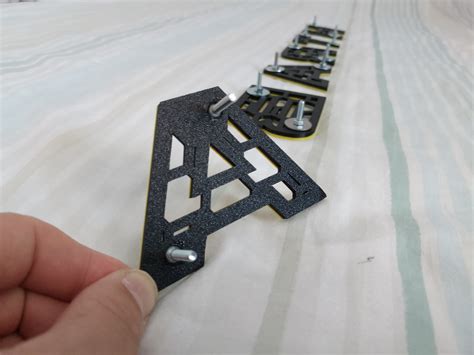 STL file Abarth 500 595 695 Schriftzug Waben Kühlergrill ⚽ (GCODE)・3D printer model to download ...