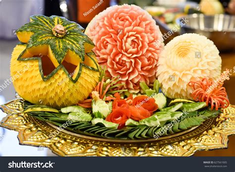 Simple Fruit Carving Watermelon