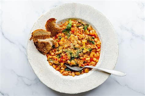 Pasta e Ceci – Pipe Rigate mit Kichererbsen · Eat this!