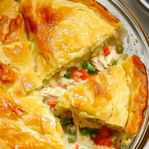 Bisquick Chicken Pot Pie (Easy Recipe) - Insanely Good