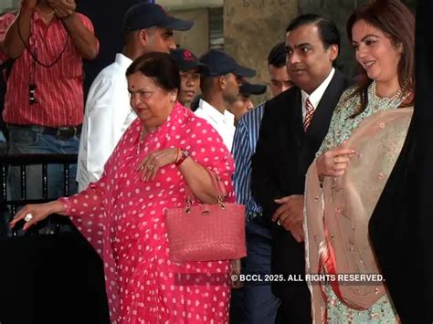 A Family Affair: The Ambanis At RIL AGMs Through The Years - Family ...